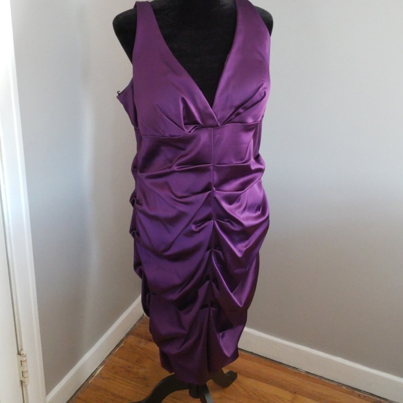 Plum satin cocktail or prom dress - Picture 1 of 2
